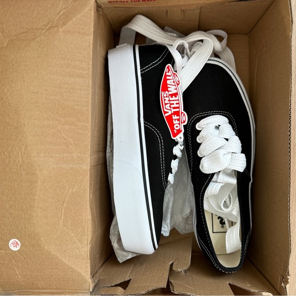 NEVER WORN limited platform black vans - Picture 3 of 4